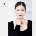 蝶の翼 彫り羽 オリジナルデザイン	シルバー色・銀製・長サイズイヤリング - 画像 (4)